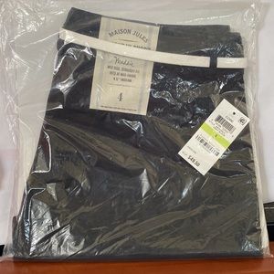 Madison Jules “everyday short” in Maddie. Brand new with tags!